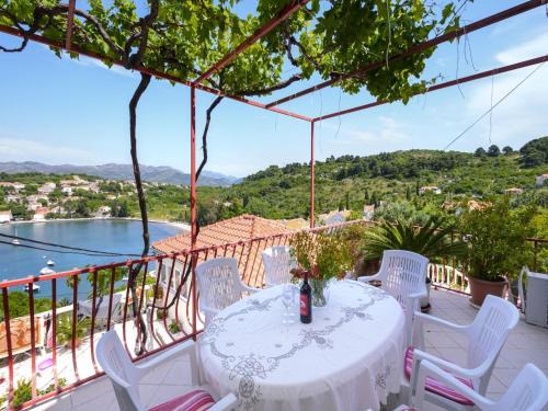 Kolocep Island Apartamento | Oreb Dream Apartments - Three Bedroom Apartment with Terrace and Sea View Apartment 6