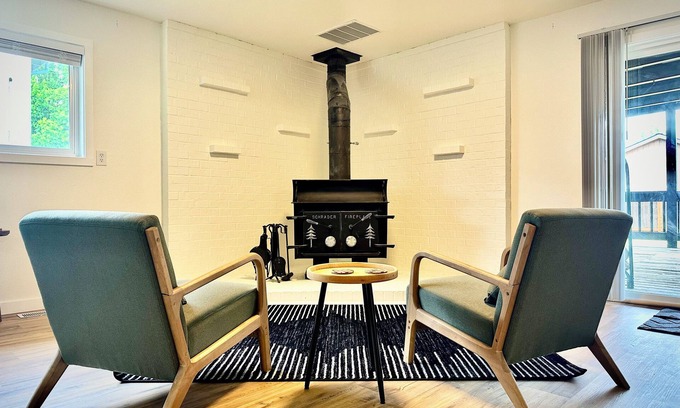 Oregon City Casa | Oregon Ridge Retreat- Near Downtown Oregon City