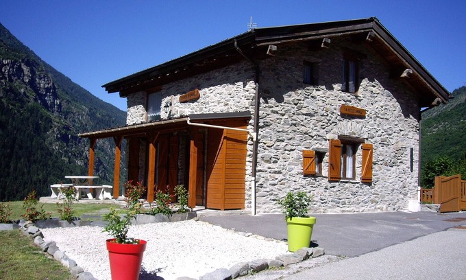 Orelle Casa | Orelle - Casa de carácter, espaciosa y cálida, 94 m², 7 personas.