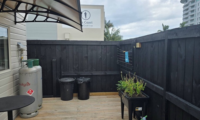 Orewa Cabina | Orewa Kiwi Cabins - Kereru Cabin