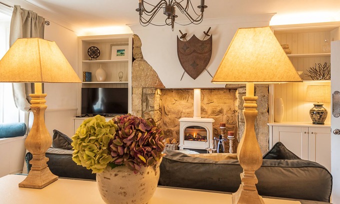 Warkworth Casa | Oriel House - Stunning property with breathtaking views of Warkworth Castle