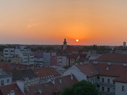 Gyor Apartamento | ORIGO
