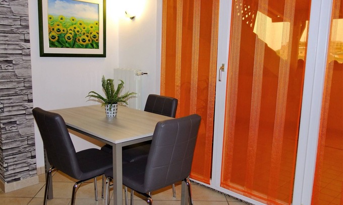 Oristano Apartamento | Apartamento de la ciudad de Oristano.