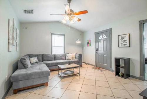 Dixie Belle Casa | Orlando 3br2ba Family Stay With Big Savings