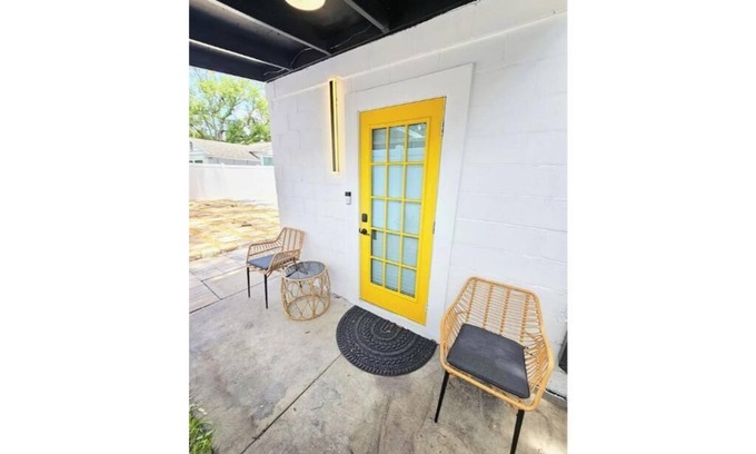 Lawsona - Fern Creek Casa | Orlando Tiny Home near KIA center w Free Parking