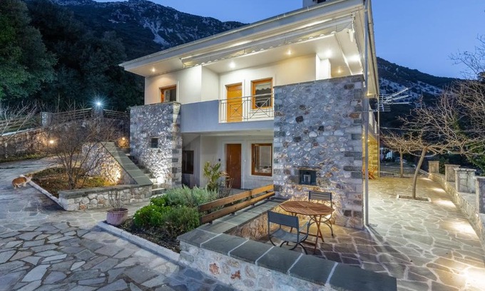 North Tzoumerka Casa | orminia house upper level