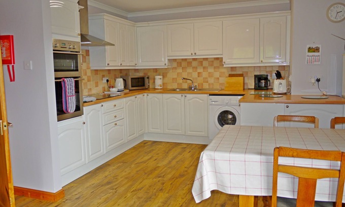 Marybank Cabaña | Ornum Cottage