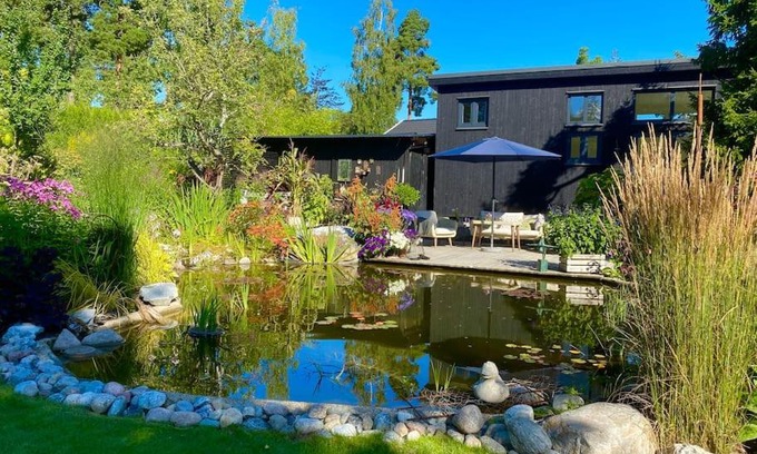 Stenhamra Casa | Orres Guesthouse Stenhamra, Ekerö