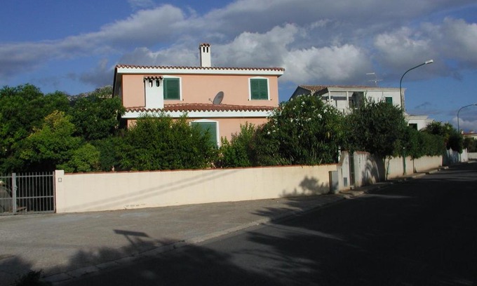 Orosei Apartamento | Orthilippa