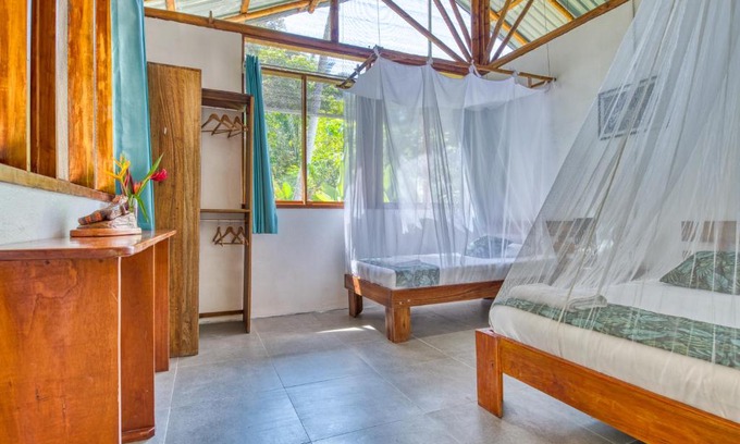 Puerto Jimenez Cabina | Osa Conservation Campus