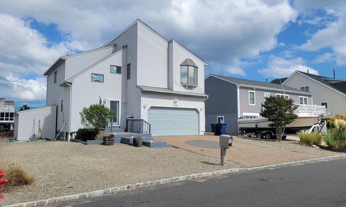 Osborn Island Casa | Osborn Island oasis and boating paradise!