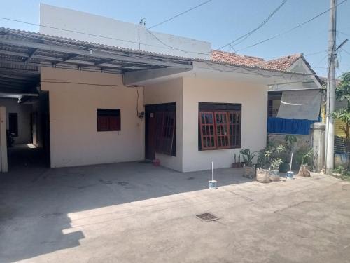 Kalipuro Casa | Oseng Pesona House