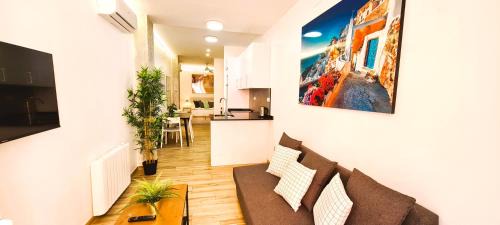 Almenara Apartamento | Oshun Plaza Castilla