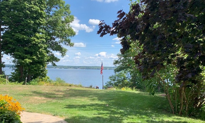 Town of Benton Cabaña | Osprey Cove on Seneca Lake - Sit Back, Relax, Enjoy!