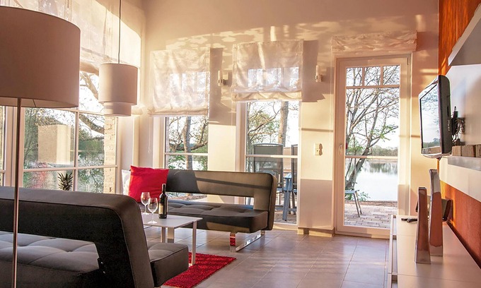 Muritz Apartamento | Osprey vacation apartment in the Loppin barn