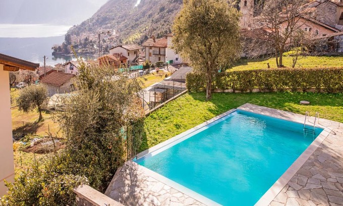 Tremezzina Casa | Ossuccio Grande C home with pool sleeps 12 by Italian Apartments