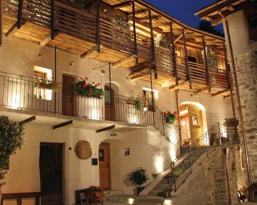 Tirano Casa | Ostello del Castello Tirano