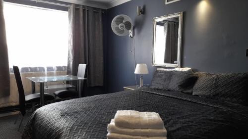 London Borough of Hounslow Hotel | Osterley Park Group Ltd Osterley Park Hotel