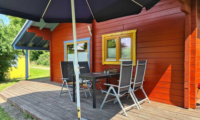 Kroepelin Apartamento | Ostsee-Land-Ferienhaus - 3-room vacation home Jennie with terrace and fireplace