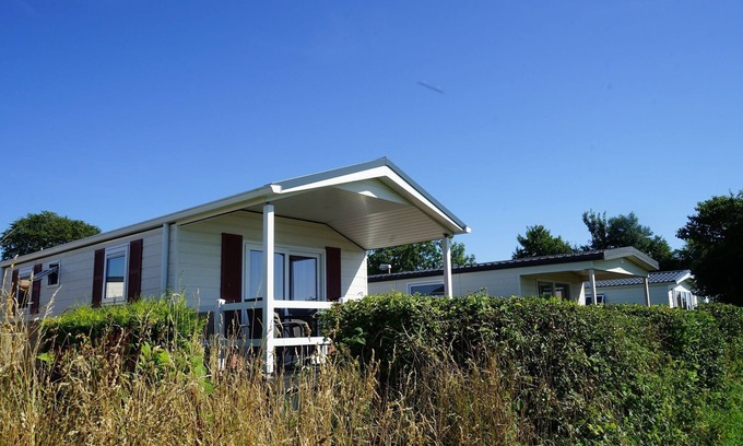 Gelting Casa | Ostseechalet Seestern - Direkter Meerblick, Überdachte Terrasse, Parkplatz, Wlan