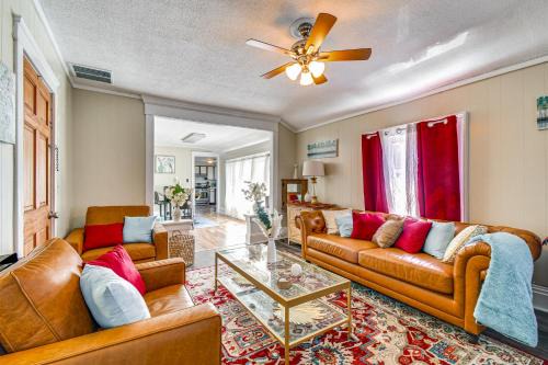 Oswego Apartamento | Oswego Apartment, Walk to Lake Ontario and Parks!