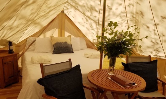 Rideau Lakes Alquiler De RV | Otter Ridge site at Stepstone falls Safari Tent with Sauna