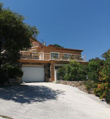 Bormes-Les-Mimosas Apartamento | Ou Souleou