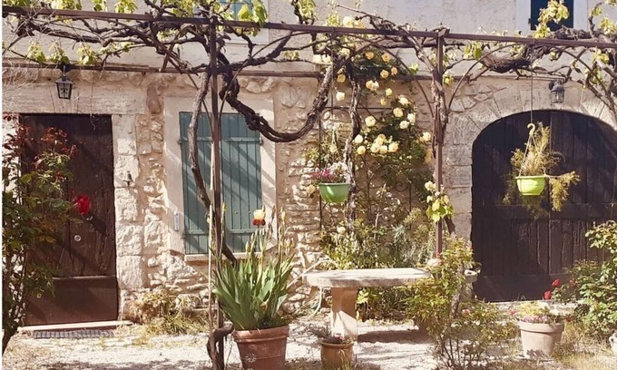 Senas Casa | Tranquila casa de vacaciones con piscina