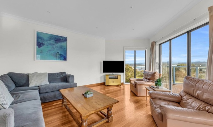 Merimbula Casa | Our Beach House - with ocean views!