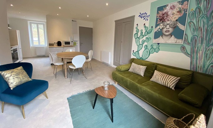 Lachapelle-sous-Chaneac Apartamento | Our Comfortable Apartment: Your Starting Point for Adventures