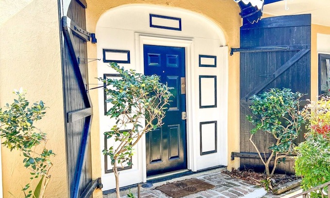 Downtown Charleston Apartamento | Our condominium is located in the heart of the medical district
