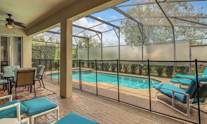Windsor Hills Villa | DisneyDreamsVilla w / Pool & Spa en Windsor Hills Resort - ¡Más cerca de DisneyWorld!