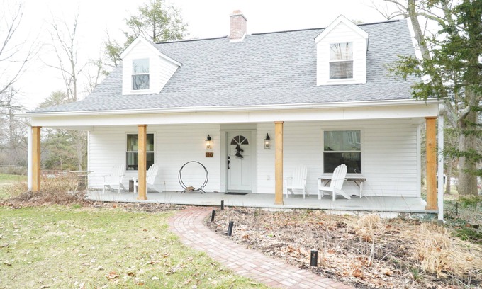 Lemont Casa | Our Guest House