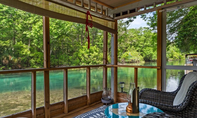 Spring Hill Casa | Our Happy Place - Paradise Found