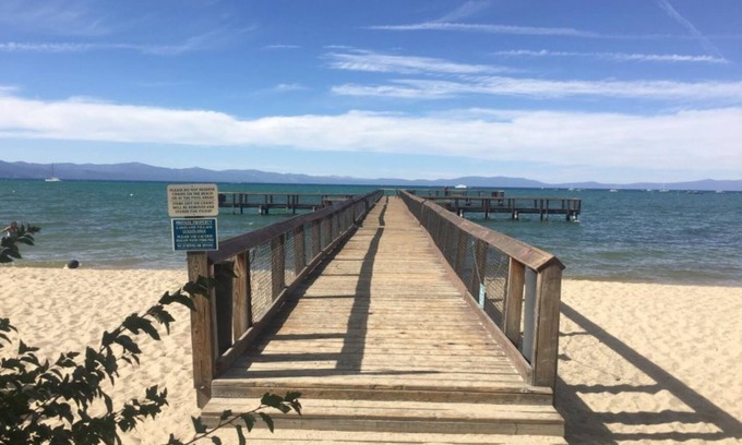 South Lake Tahoe Condominio | Our Happy Place 3 Bedroom Home by RedAwning
