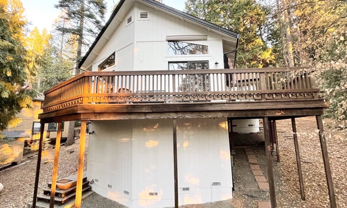 Mi-Wuk Village Chalet De Esquí | “Our Hideaway Chalet” Mi-Wuk Village - Wifi AC Heat Fireplace - Summer bookings!