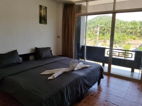 Ko Lanta Apartamento | our home at lanta klongnin beach