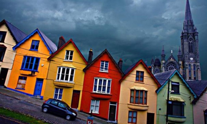 Cobh Casa | Nuestra casa en medio de la calle.