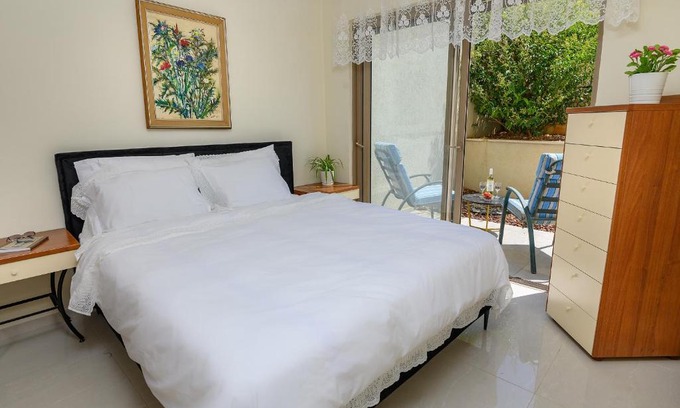 Rosh Pinna Apartamento | Our Little Strawberry - Charming 1bd Condo in Rosh Pinna