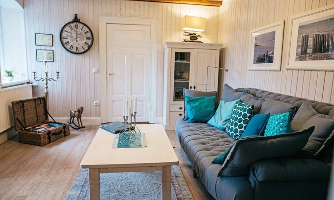 Kappeln Apartamento | Apartamento en un edificio histórico con sauna, chimenea y WiFi.