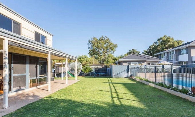 Mosman Park Casa | Our Ocean to River Retreat Six Bedroom Home