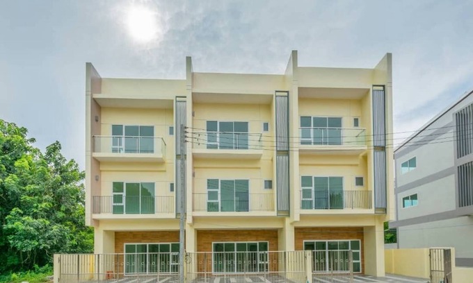 Kho Hong Casa | Our Villa located near the mountain and not far from Hatyai city.Enjoy FRESH AIR