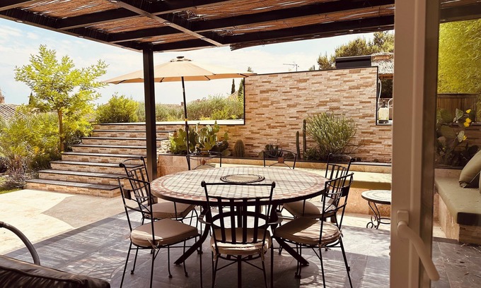 Vedene Casa | Outbuilding garden/private pool Vedène