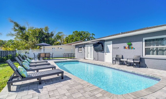 Pinellas Park Casa | Pinellas Park Home w/ Pool: 9 Mi to Beach!