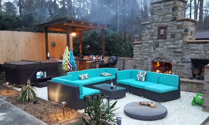 Cary Casa | Outdoor Oasis - Secluded Pool, Hot Tub, Fireplace