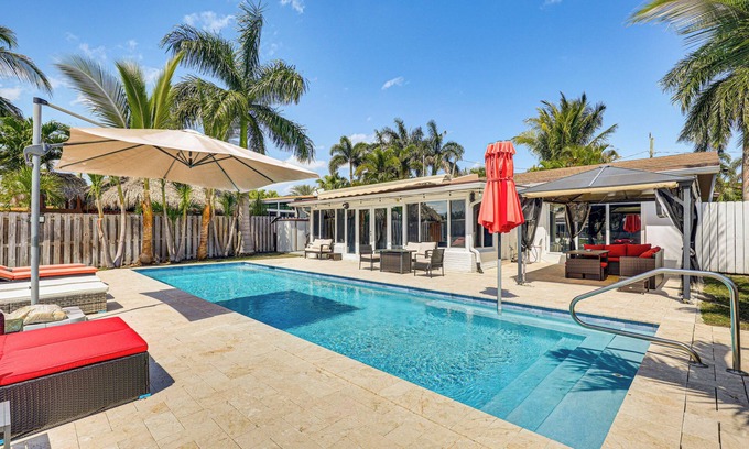 Nautilus Isle Casa | Outdoor Oasis w/ Private Pool: Dania Beach Retreat