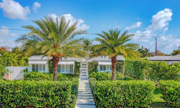 College Park Villa | Outdoor Oasis w/ Pool, Firepit, & Tons of Seating