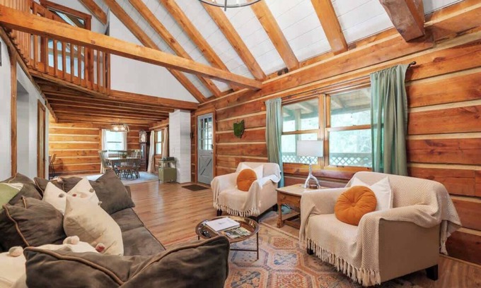 Rockbridge Cabina | Outdoors Sleeps7 Family Getaway Fun Arcade