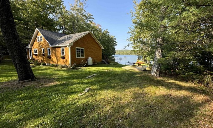 Lincolnville Casa | OUTLANDERS ON PITCHER - Town of Lincolnville - Pitcher Pond