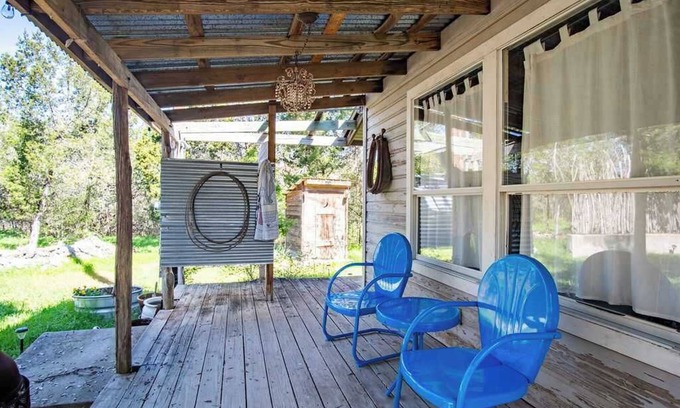 San Marcos Cabina | Outpost Vibes: Outhouse, Outdoor Shower & Pool